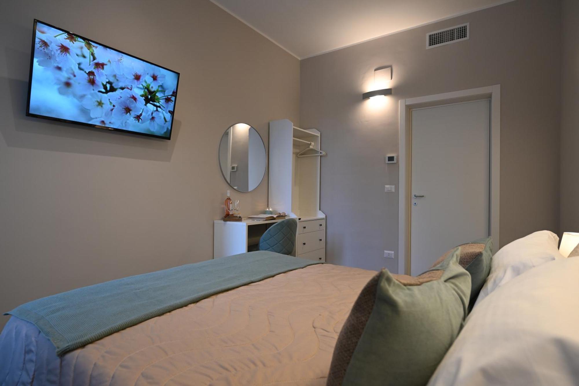 La Finestra Sul Campanile Luxury & Loft Guest house Bari
