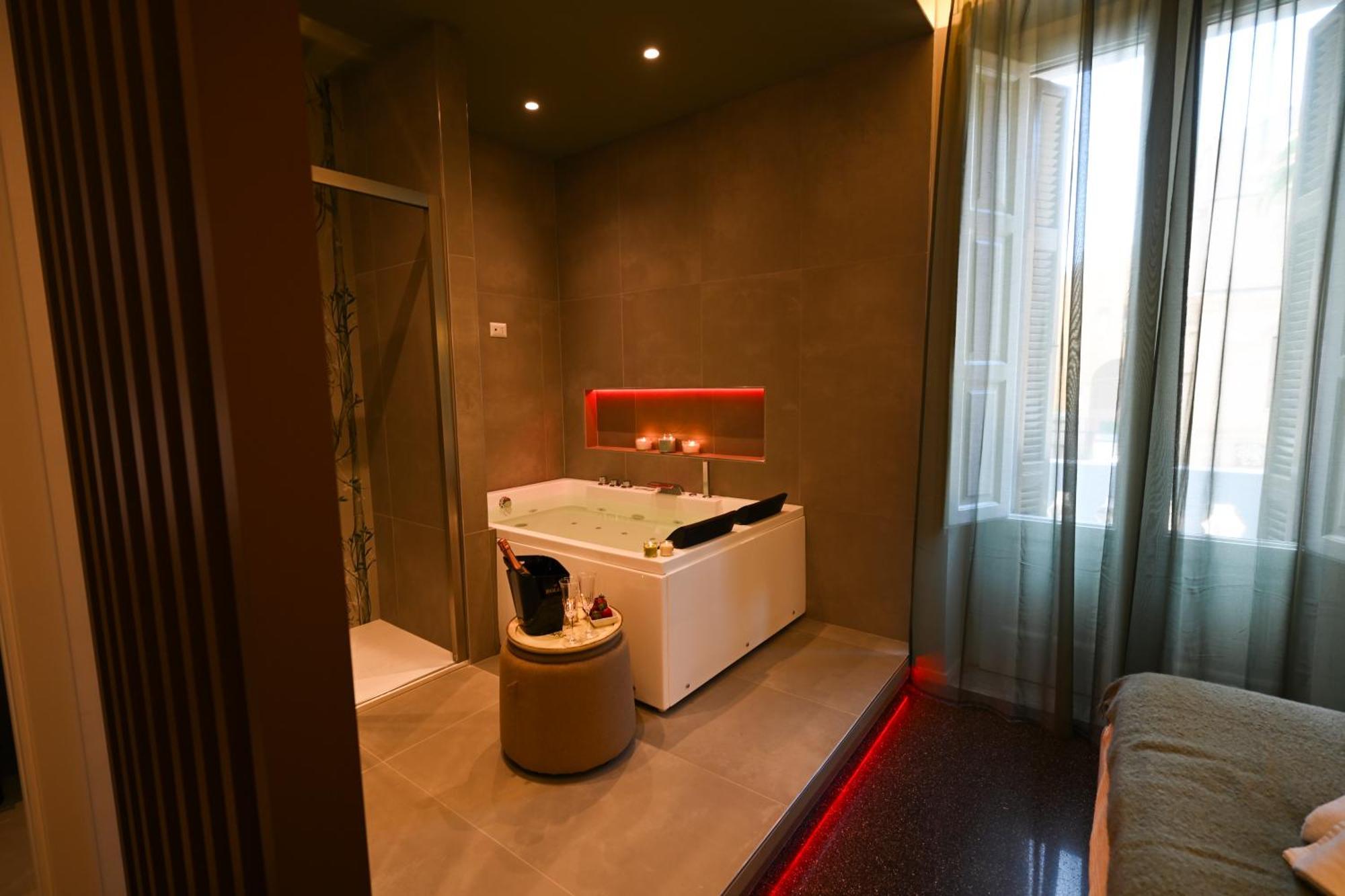 Guest house La Finestra Sul Campanile Luxury & Loft Bari